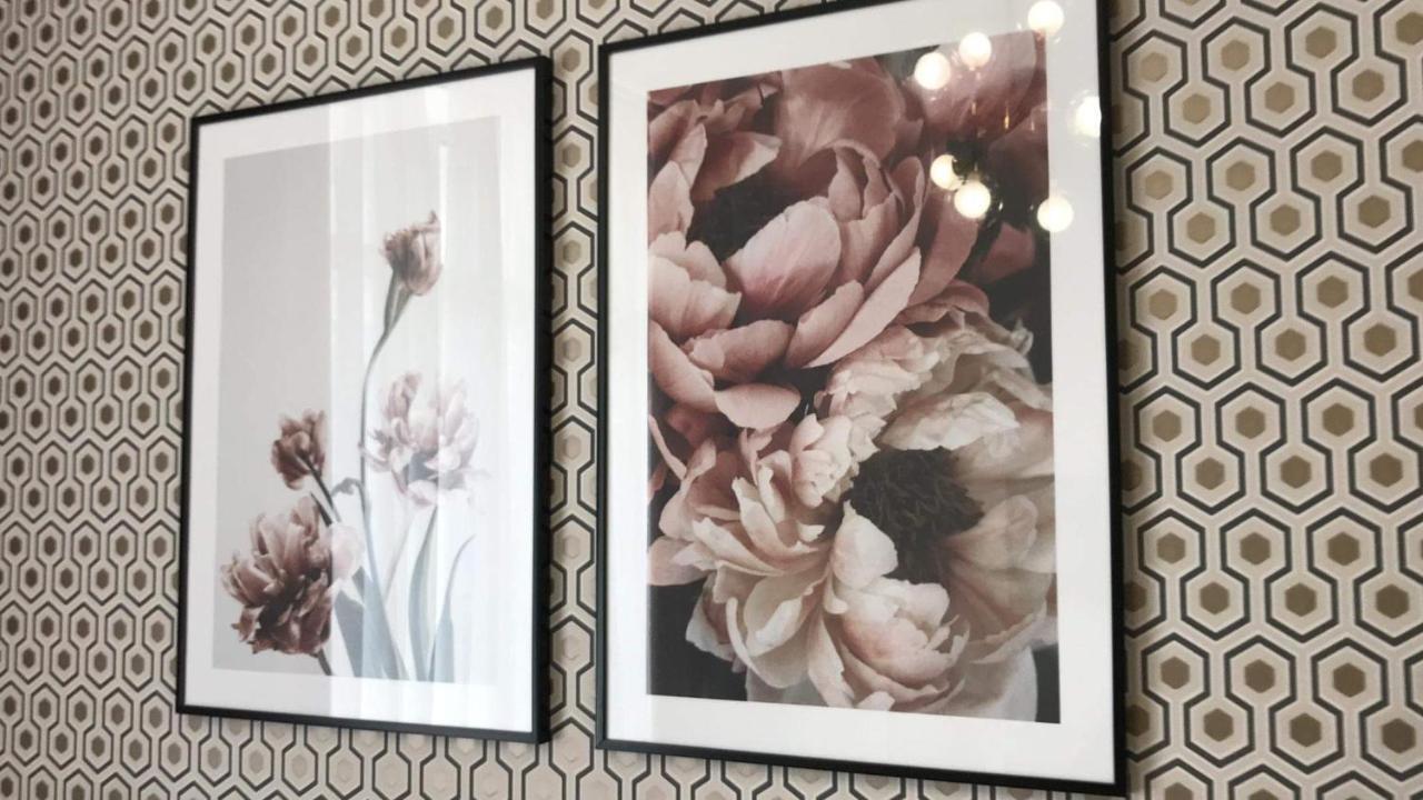 *Luxury Apartment In The City Center* เคียฟ ภายนอก รูปภาพ